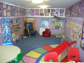 Daycare - Hampshire - Bushy Tails Pre-school - Nursery education Nursery education